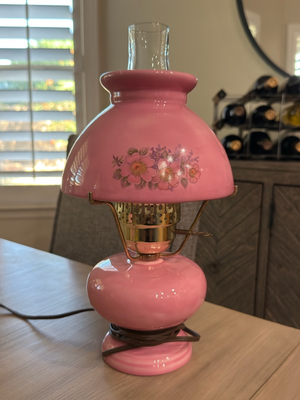 Pink Floral Gone With The Wind Glass Table Lamp